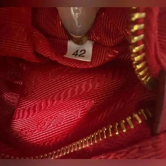 Authentic PRADA Pouch Canvas Red Women's - Picture 15 of 17